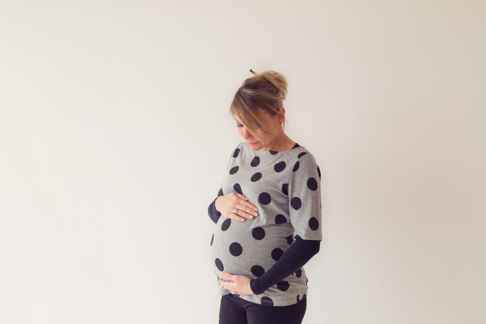 photographe-grossesse-a-tours-entre-nous-photographie-maternite-anelise-004