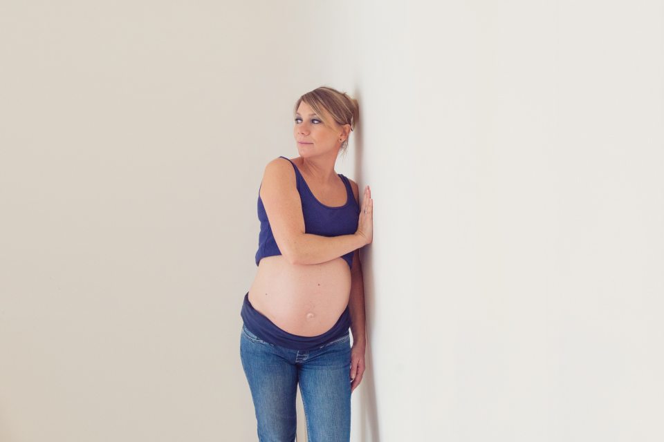 photographe-grossesse-a-tours-entre-nous-photographie-maternite-anelise-030