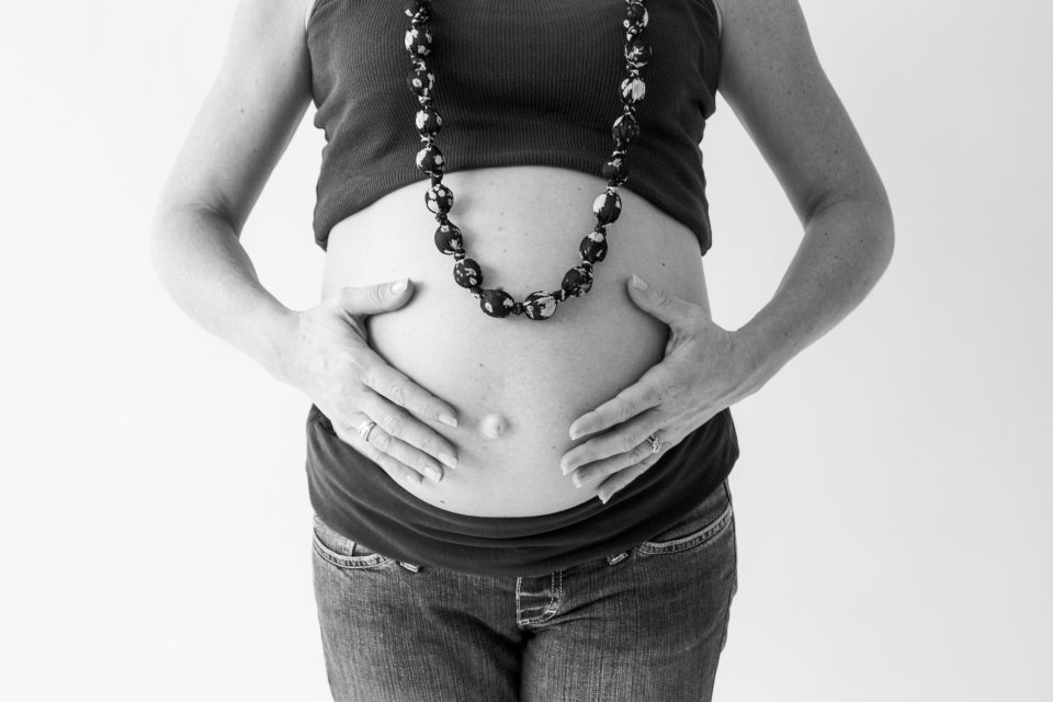 photographe-grossesse-a-tours-entre-nous-photographie-maternite-anelise-036