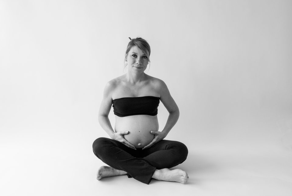 photographe-grossesse-a-tours-entre-nous-photographie-maternite-anelise-041