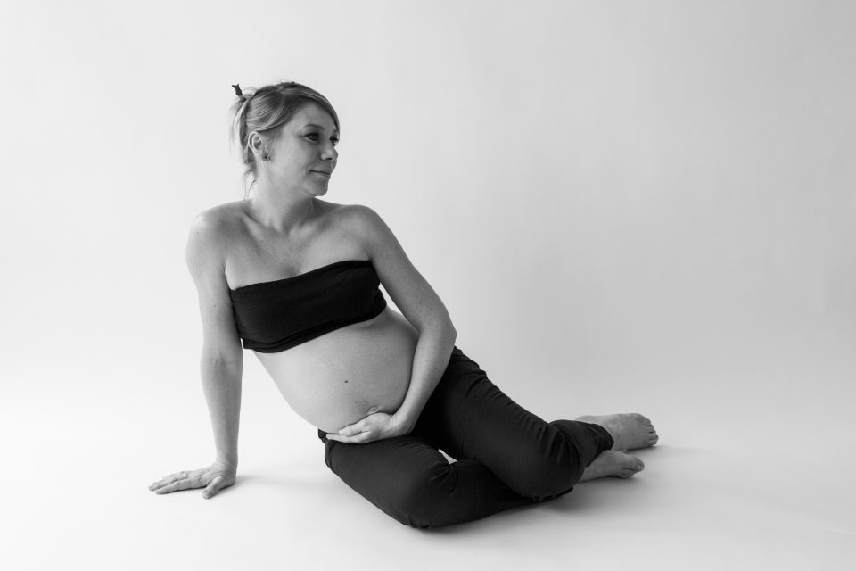 photographe-grossesse-a-tours-entre-nous-photographie-maternite-anelise-046