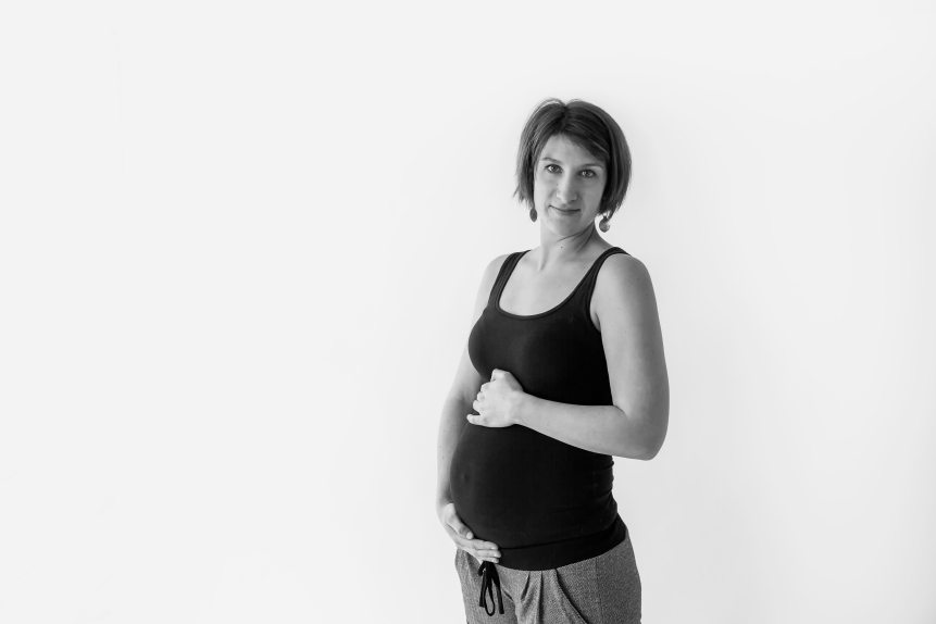 seance-photo-femme-enceinte-en-studio-a-tours (4)