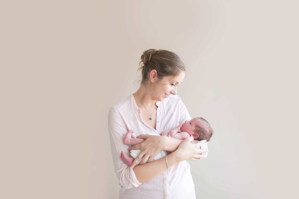 Photographe spécialiste bébé à tours Entre Nous Photographie